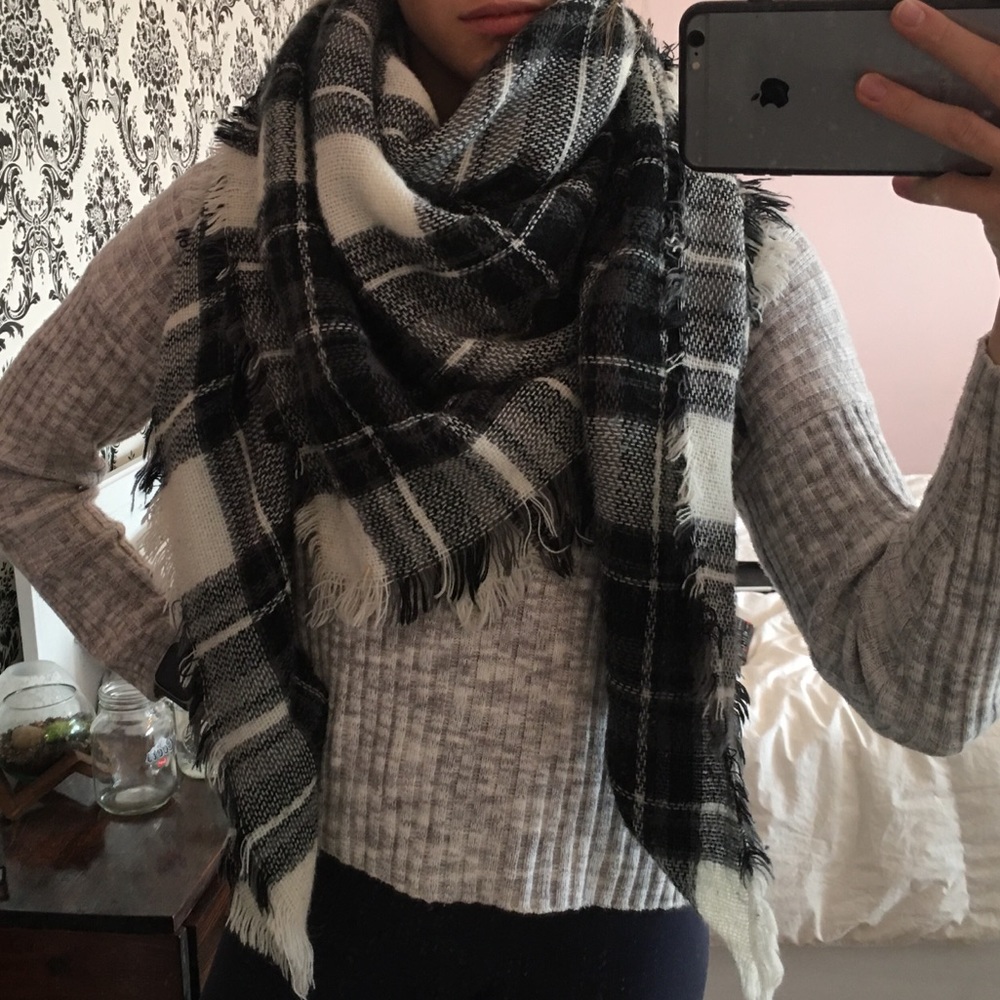 Plaid blanket scarf